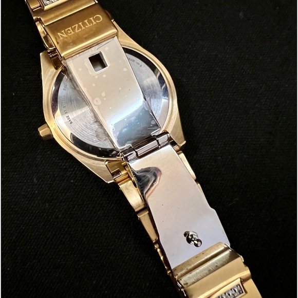 👑✅PRICE FIRM✅Beautiful Citizens Gold ECO-DRIVE Solar Watch. - Picture 9 of 17